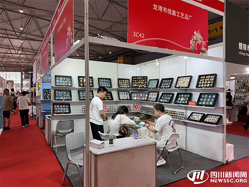 6865fde9bbf77.jpg 6865fde9bbf77.jpg